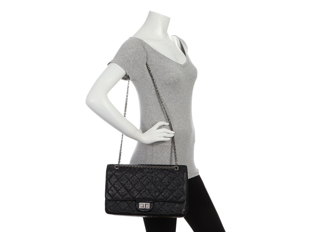 Fashion « Chanel-Vuitton », Sale n°2045, Lot n°119