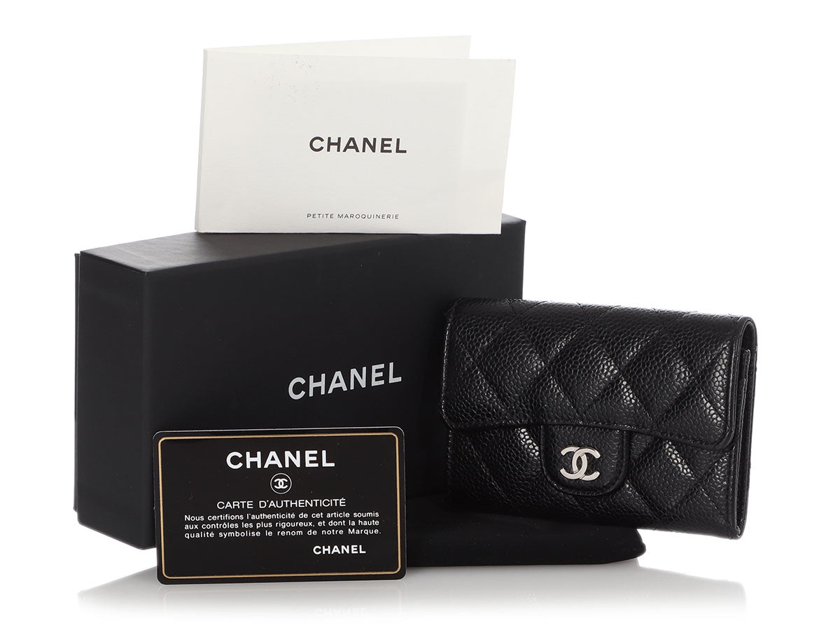 Chanel Black Quilted Caviar Classic Flap Card Holder Q6A3WI0FKB001