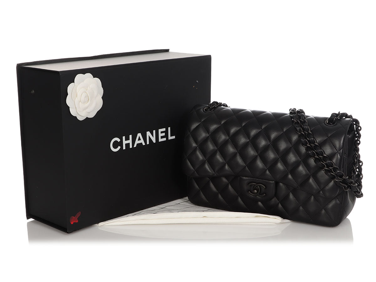 Fashion « Chanel-Vuitton », Sale n°2089, Lot n°110