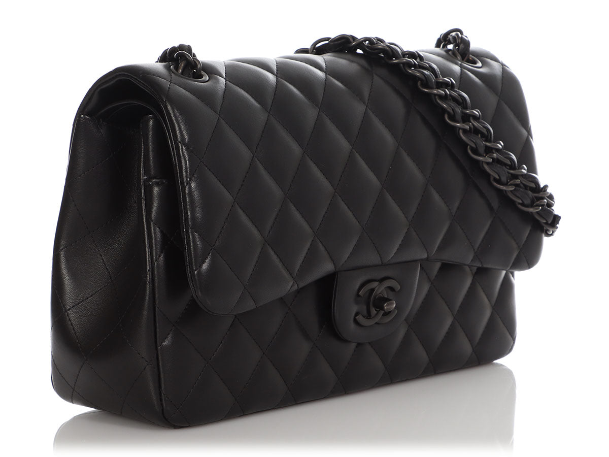 Fashion « Chanel-Vuitton », Sale n°2089, Lot n°2