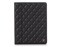 Chanel Ipad slip case  Chanel accessories, Chanel, Tablet case