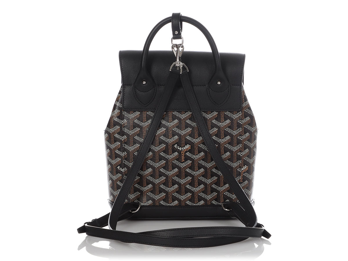The Alpin Mini: the Spirit of Goyard in a deliciously petite format As a  bubbly younger sister to the emblematic Alpin backpack, the Alpin Mini, By Maison Goyard