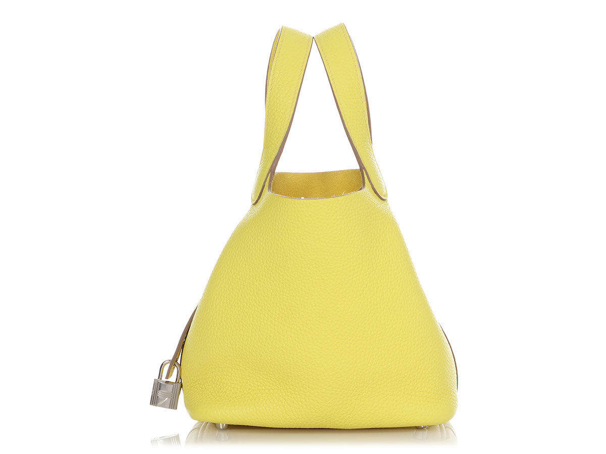 Pre-owned Hermes Yellow Clemence Leather Lindy 30 Shoulder Bag