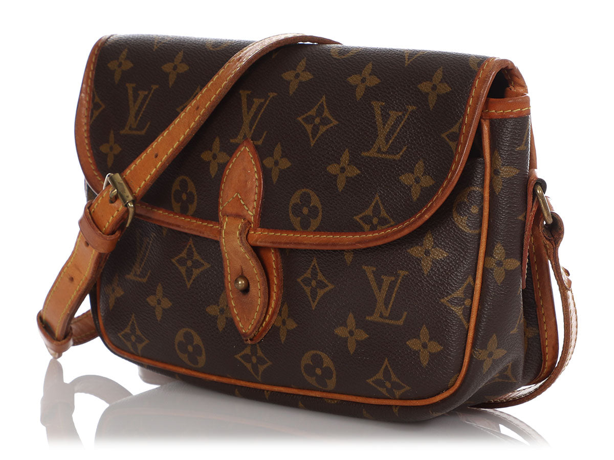 Louis Vuitton Monogram Sac Gibeciere PM ○ Labellov ○ Buy and Sell Authentic  Luxury