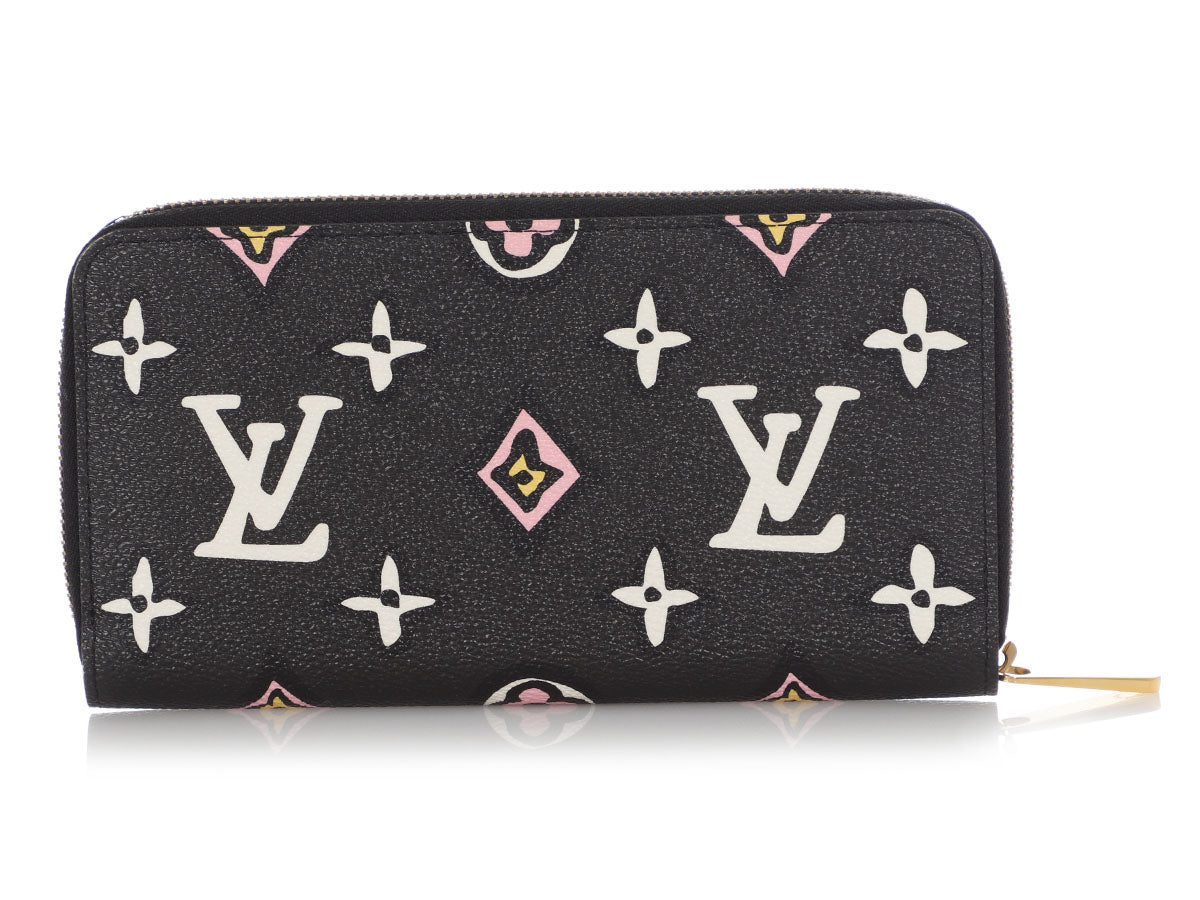 Louis Vuitton, Bags, Louis Vuitton Limited Edition Heart Vernis Hot Pink  Zippy Coin Purse