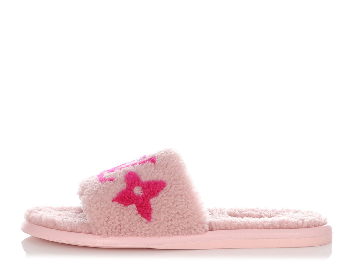 Louis Vuitton, Shoes, Louis Vuitton Mink Fur Bom Dia Flat Mules In Pink  Size 4
