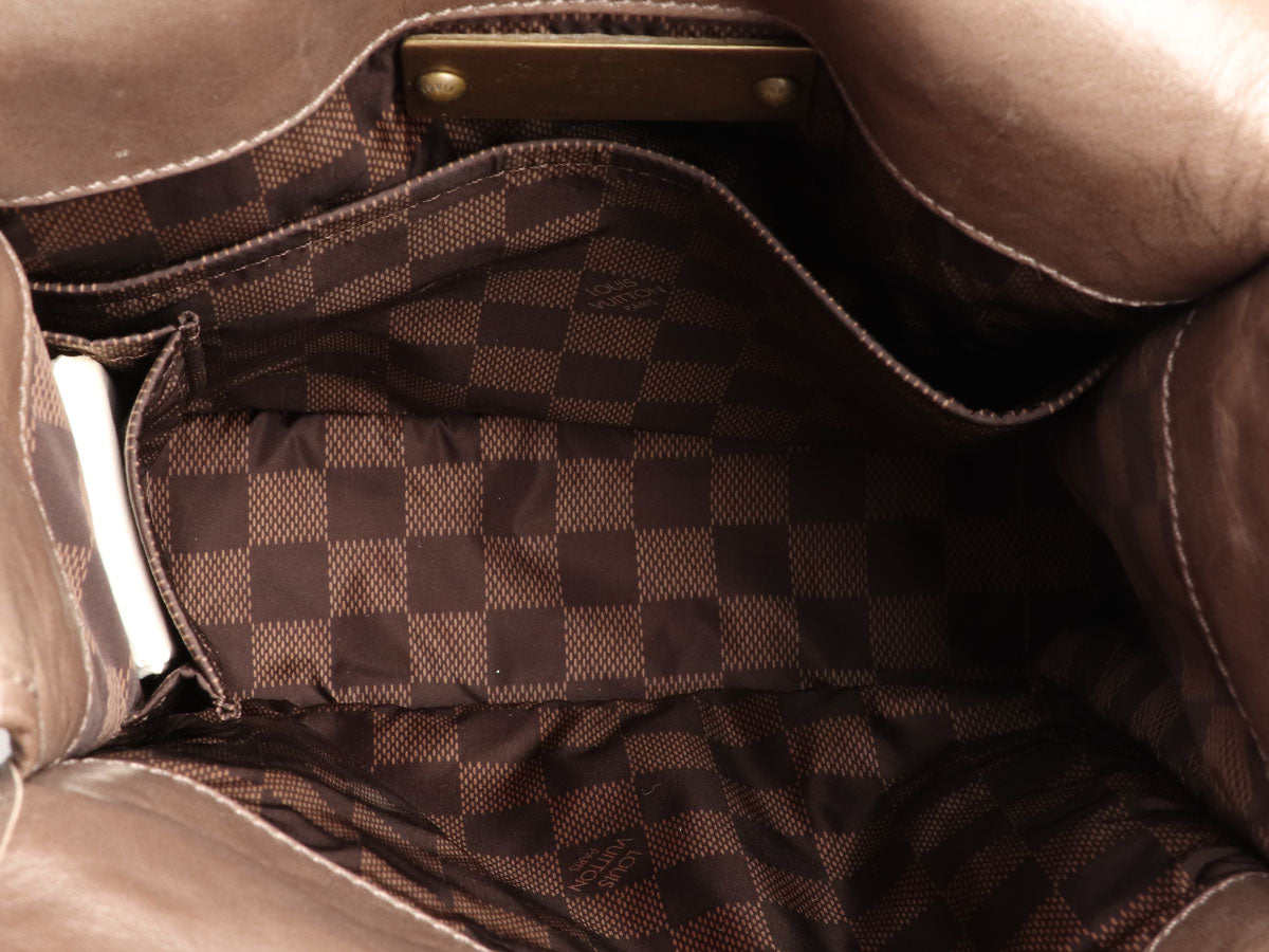 Louis Vuitton Leather Shoulder Pad - Ann's Fabulous Closeouts