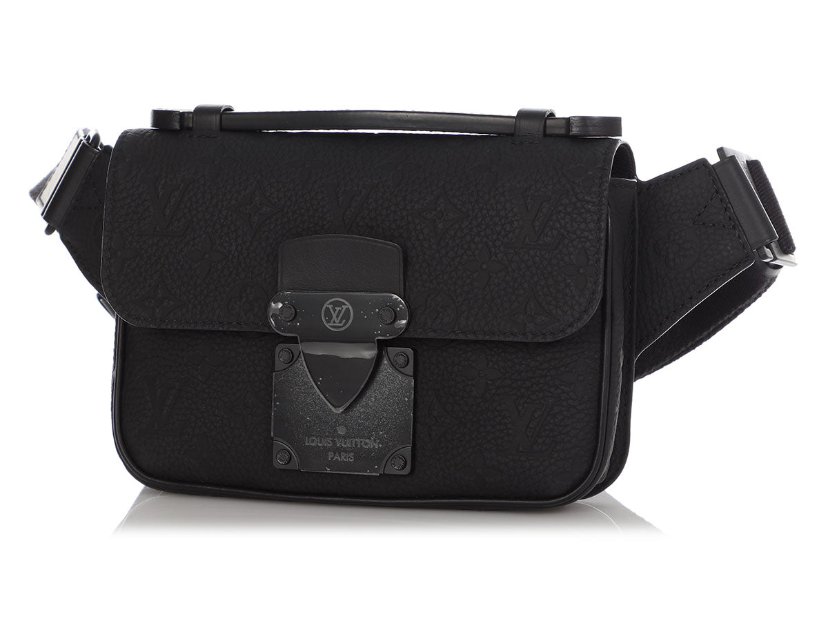 頂級a貨Louis Vuitton M58487 S Lock Sling 壓紋手袋斜挎包黑色尺寸： 21x15x4cm 