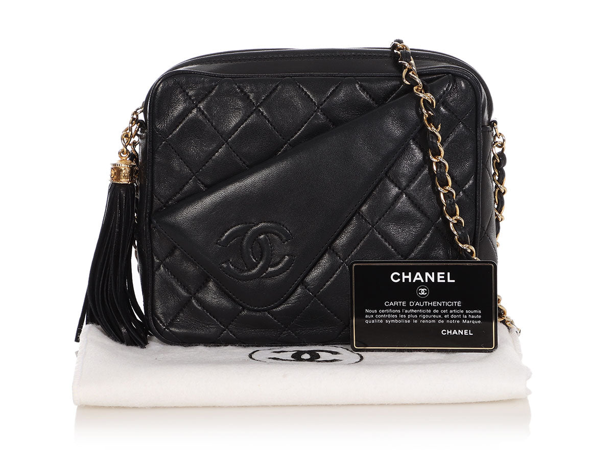 CHANEL Patent Calfskin Quilted Mini Camera Case Black 1273791