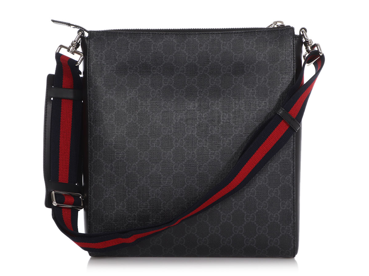 tas sling-bag Gucci Night Courier GG Supreme Canvas Messenger