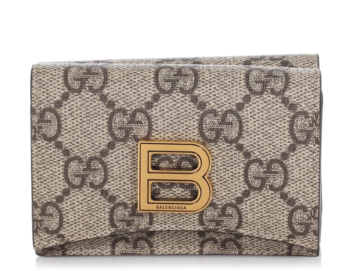 GUCCIGucci X Balenciaga The Hacker Project Womens Hacker Card Case Wallet  in Coated Canvas in Beige
