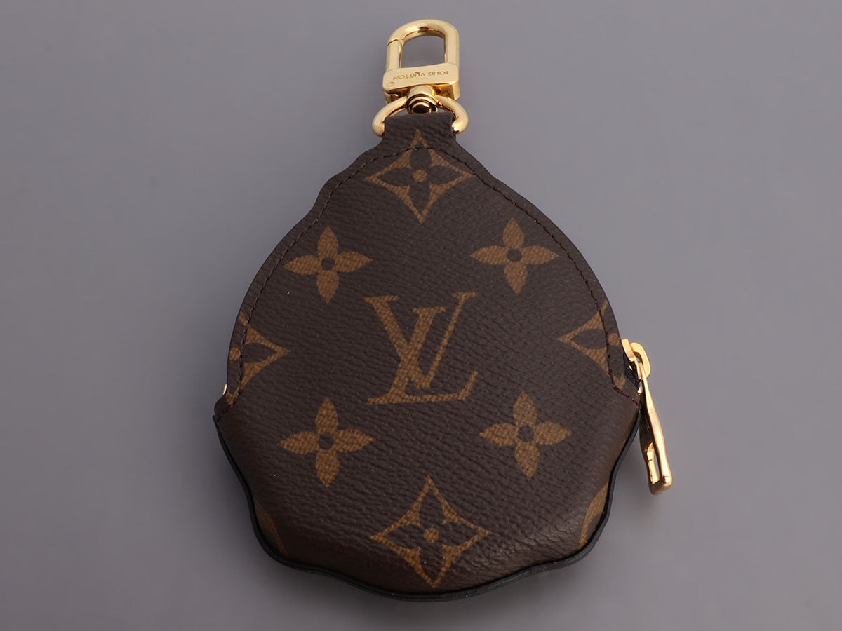 Louis Vuitton x Nigo duck coin pouch Review! $20 vs $40 versions